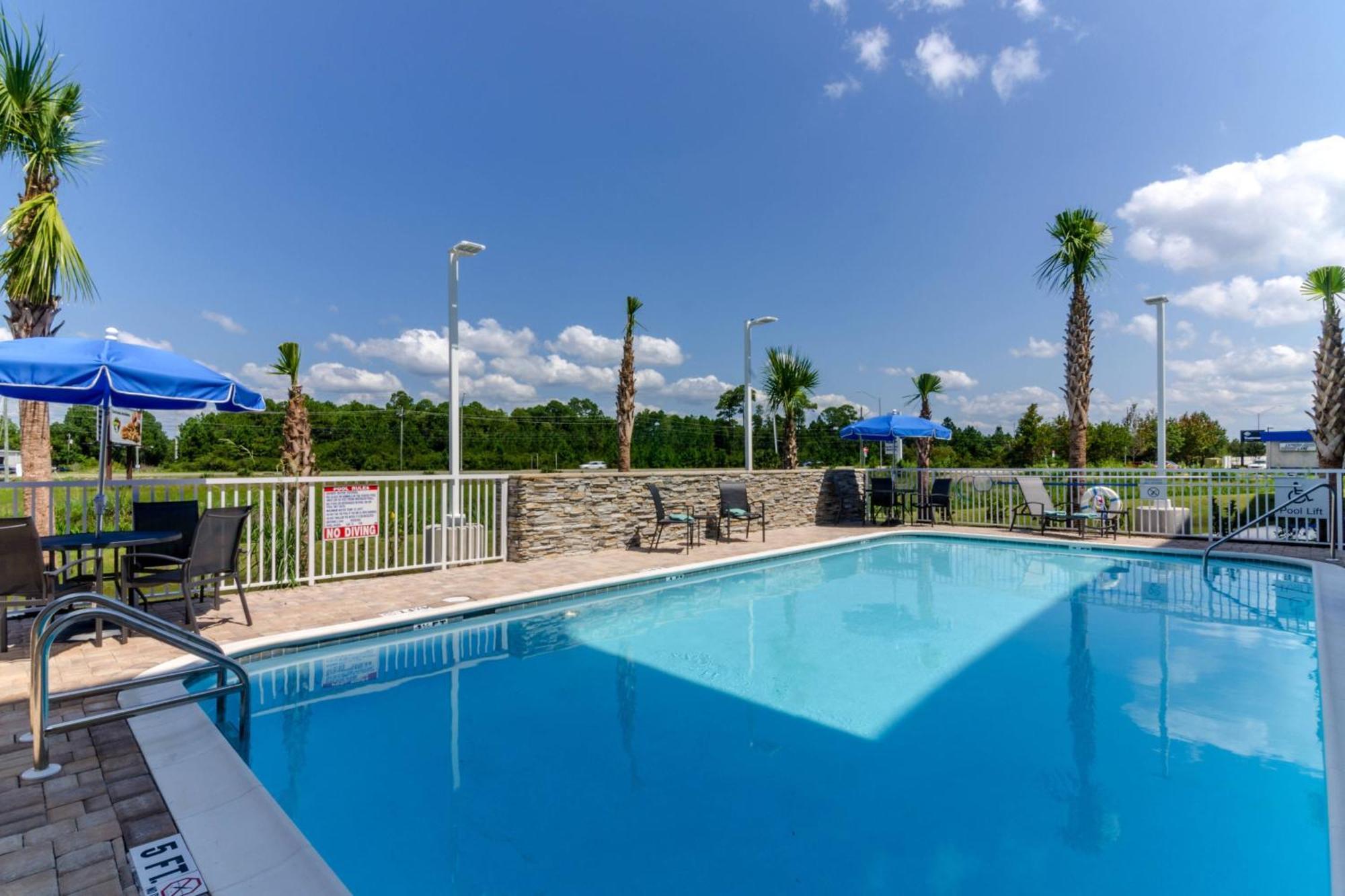 Fairfield Inn & Suites By Marriott Panama City Beach Upper Grand Lagoon Kültér fotó
